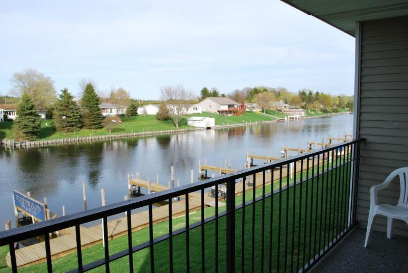 Fleetwood Inn Suites Cheboygan Exteriér fotografie